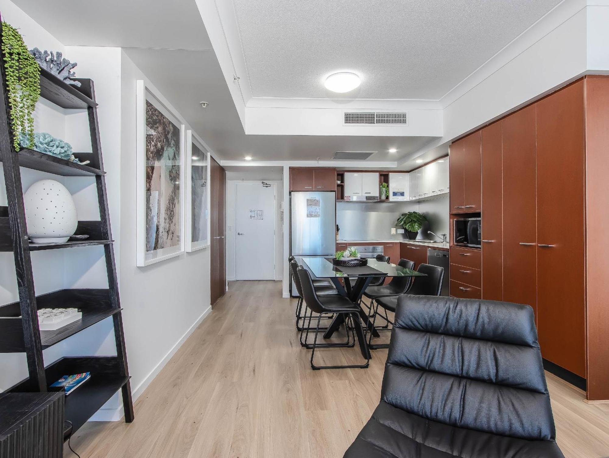 Towers Of Chevron - Private Apartments Gold Coast Exterior photo